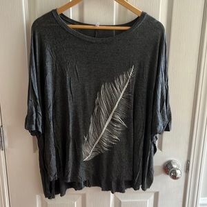 Boutique open side shirt sleeve t, one size